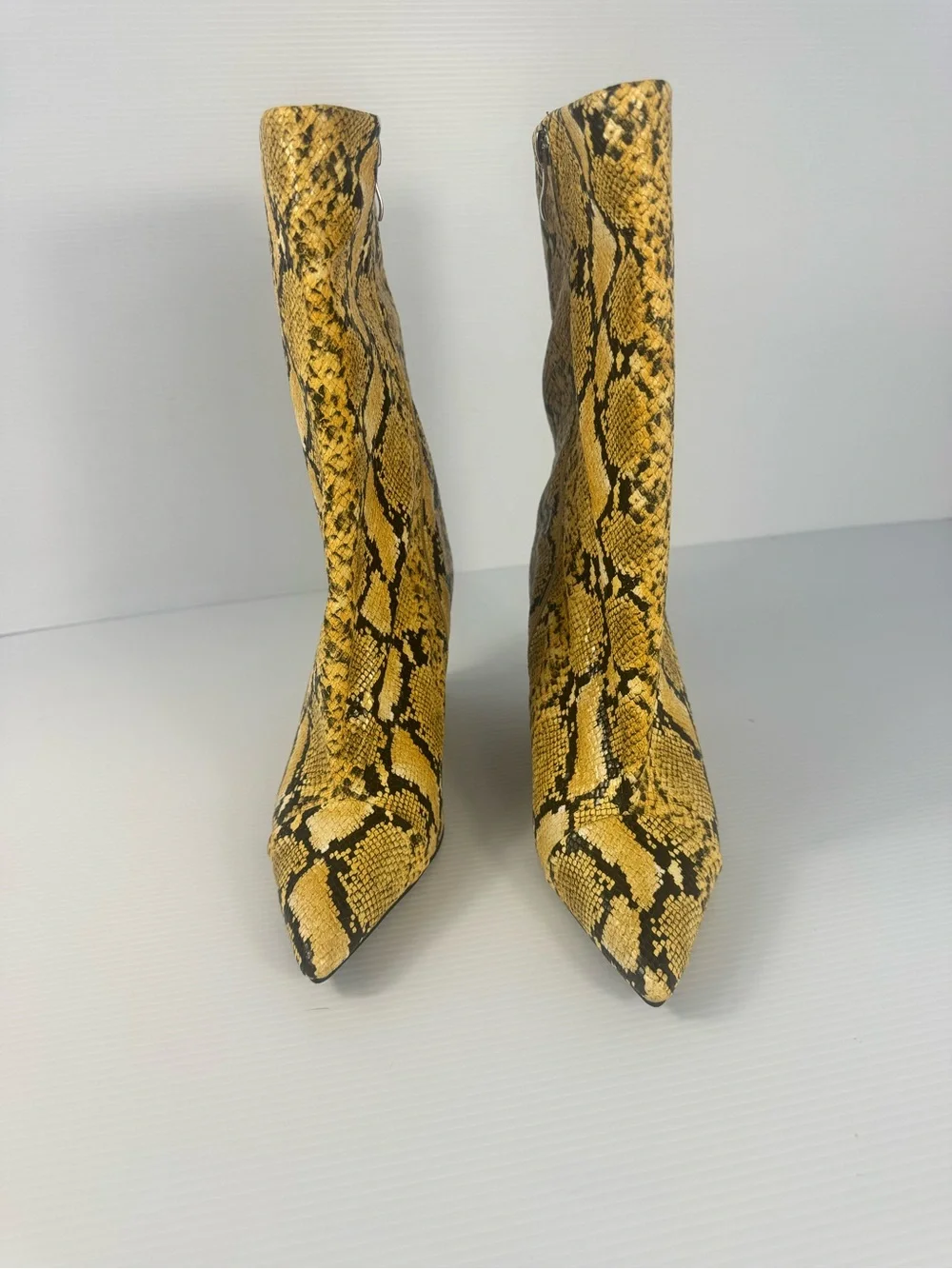 Azalea Wang VINCI Yellow Snake Print Mid-Calf Wedge Boots NIB - Picture 3 of 6